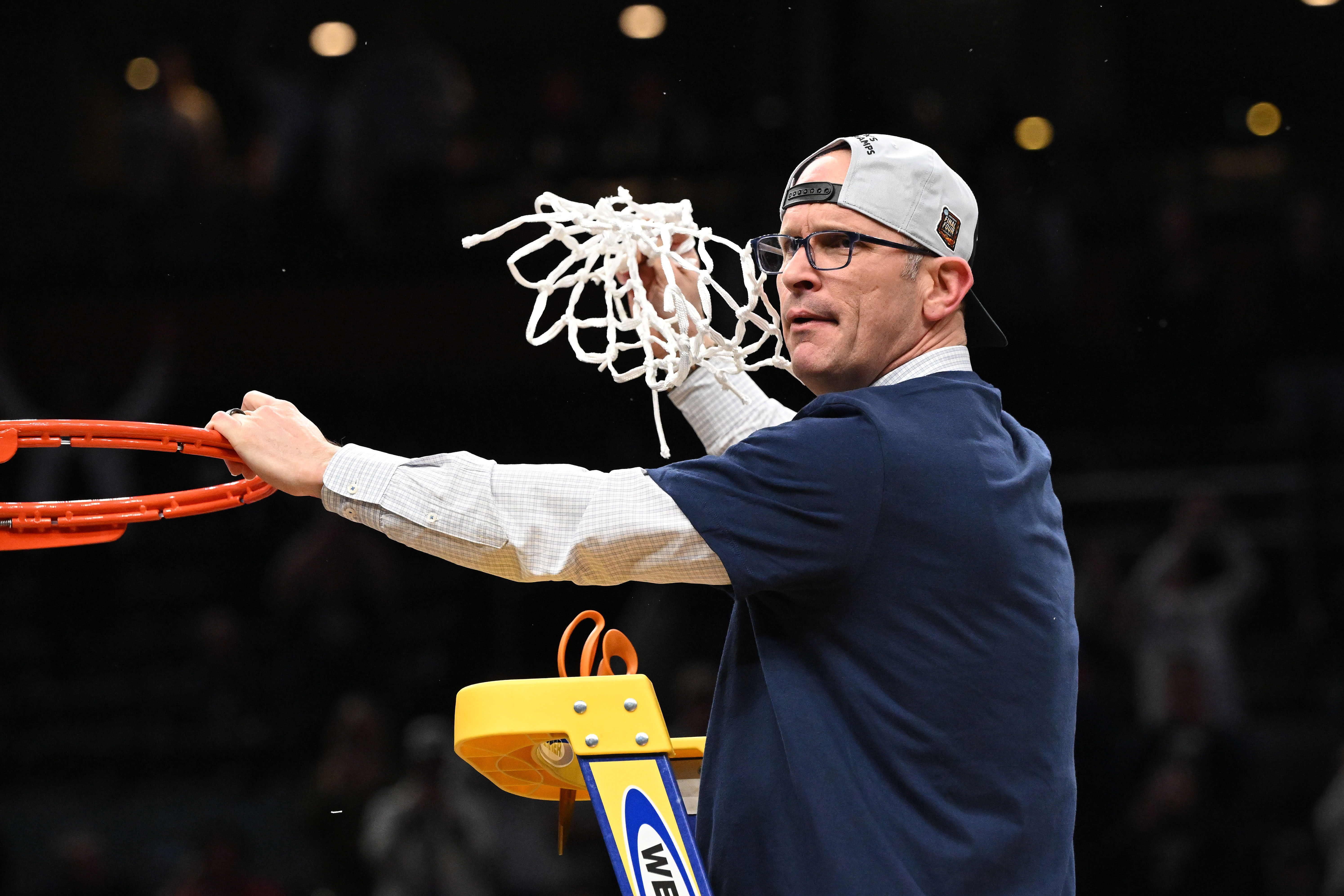 Dan Hurley Set To Meet with Lakers Regarding Head Coaching Vacancy