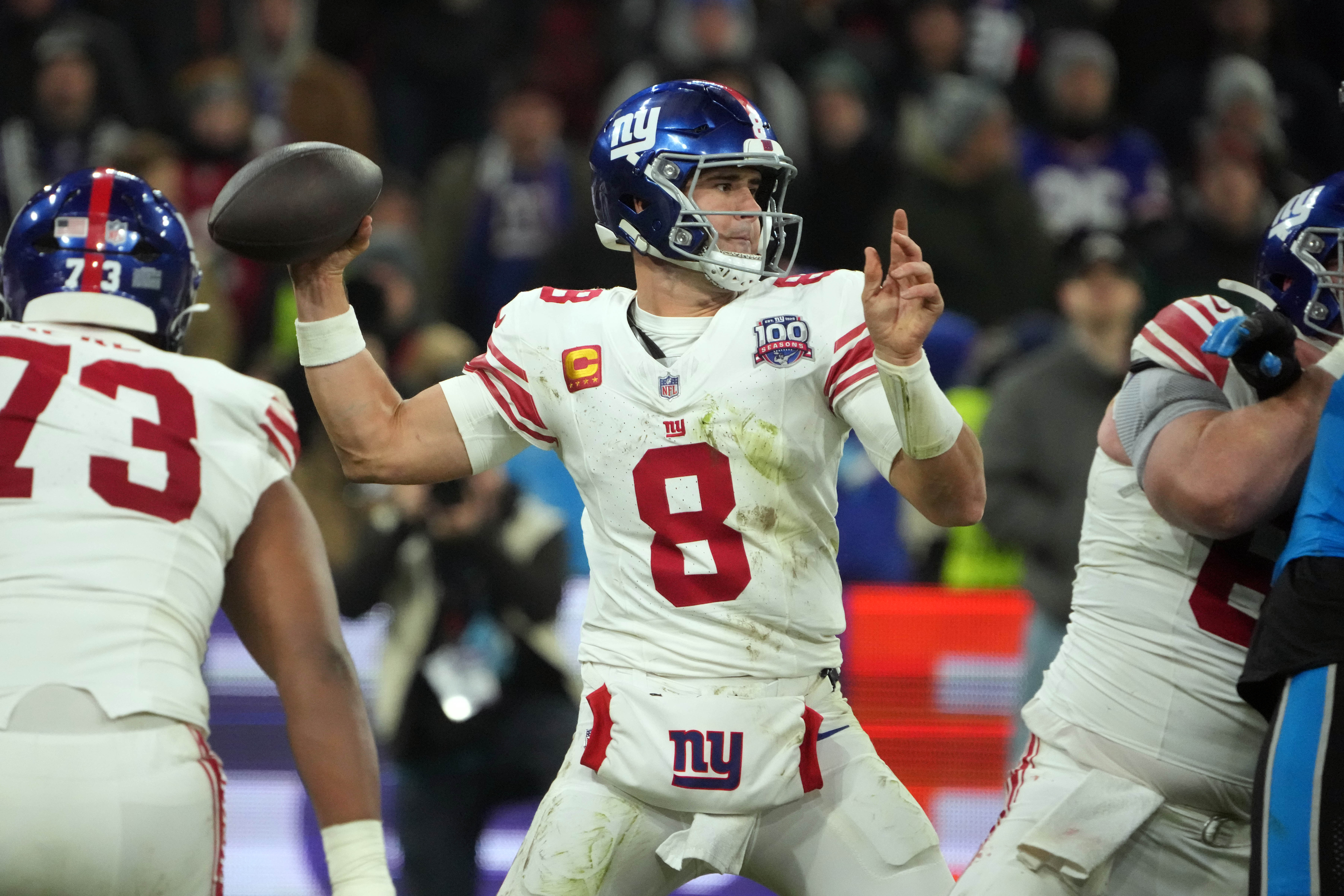 Vikings Sign Daniel Jones, New Start for Former Giant