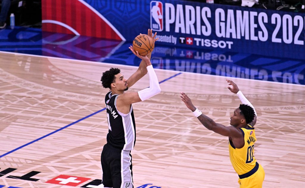 Victor Wembanyama Shines in Paris Return with 30 Points