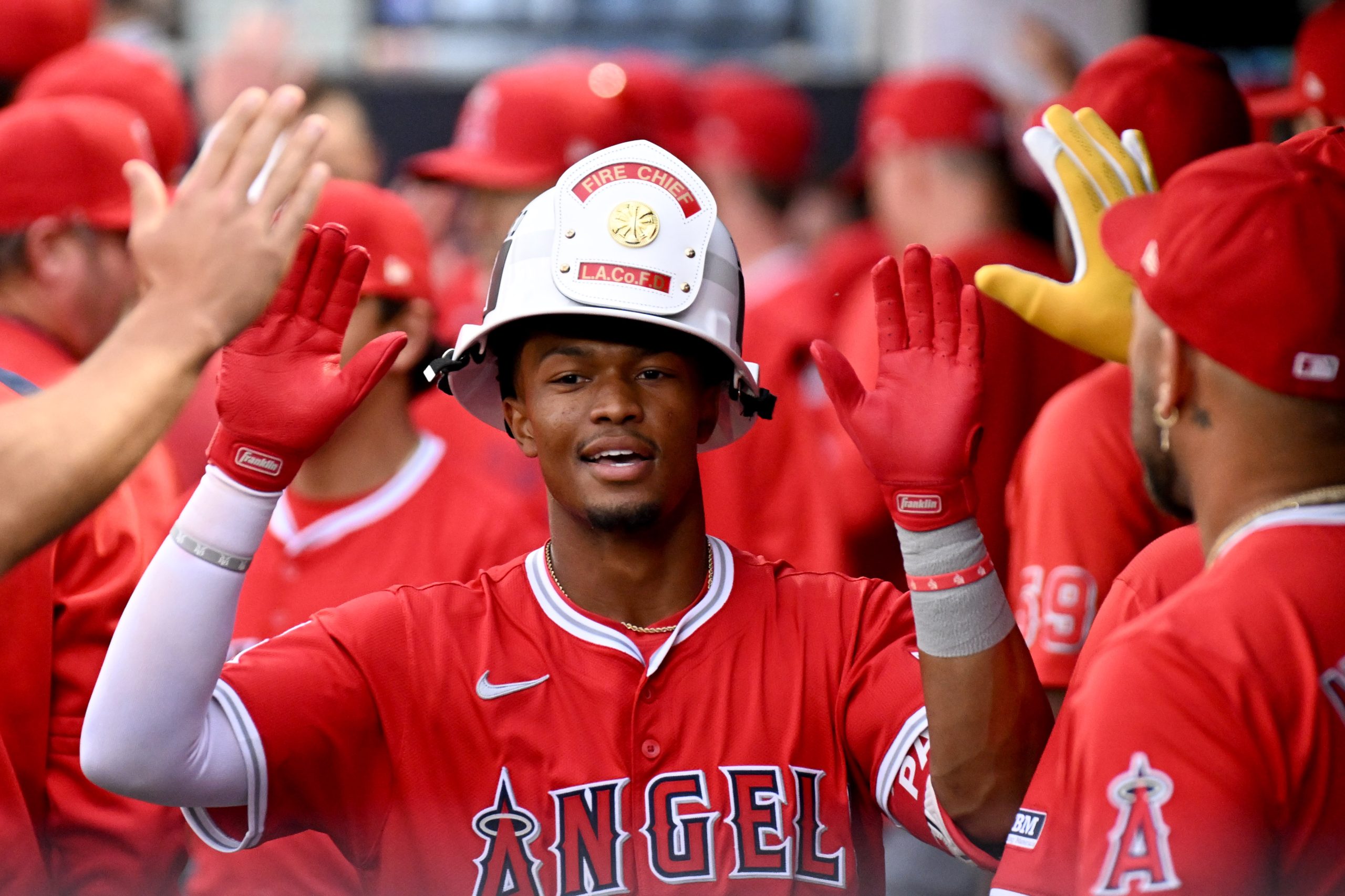 5 MLB Breakout Stars Off to Red-Hot 2025 Starts