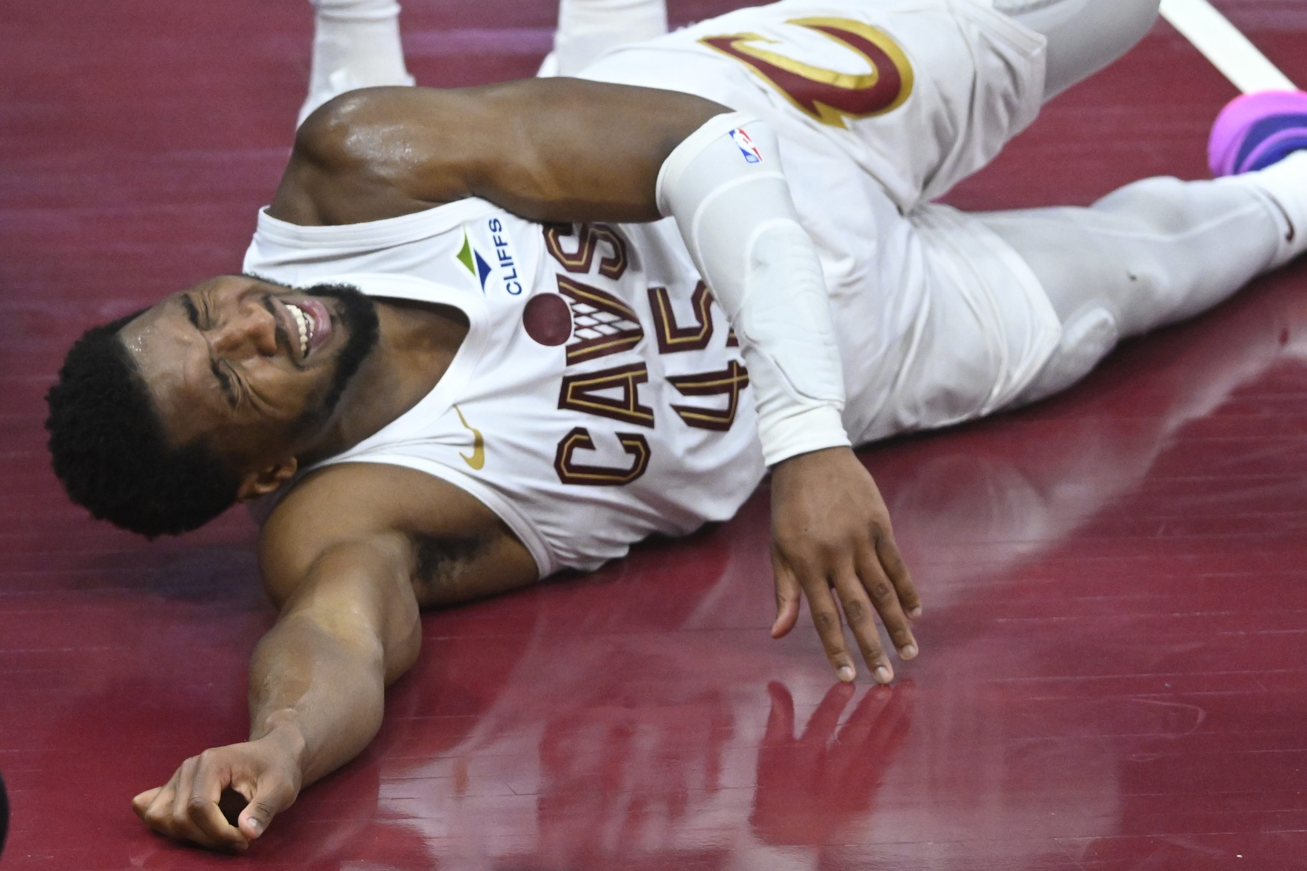 NBA Panic Meter: Which Top Seed Is in Trouble?